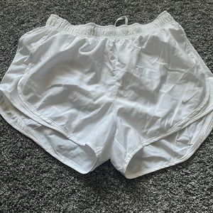 Women’s Nike medium dri fit shorts